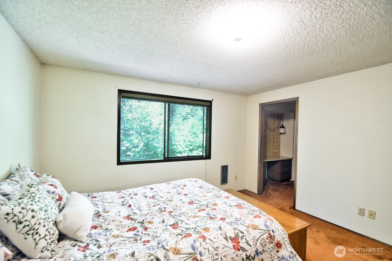 Olympia, Washington, 98512, United States, 4 Bedrooms Bedrooms, ,2 BathroomsBathrooms,Residential,For Sale,1983552