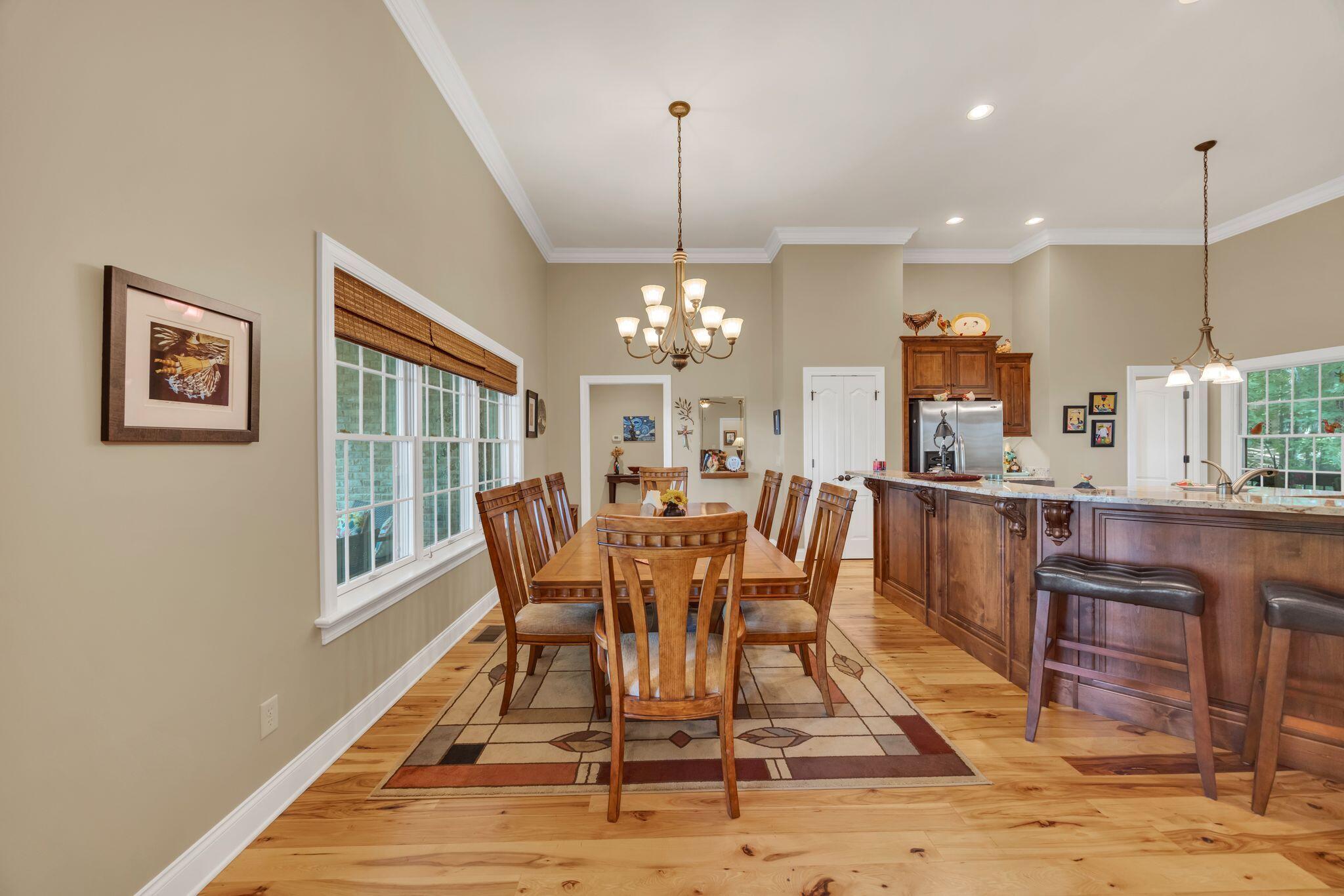 Rising Fawn, Georgia, 30738, United States, 3 Bedrooms Bedrooms, ,5 BathroomsBathrooms,Residential,For Sale,1982242