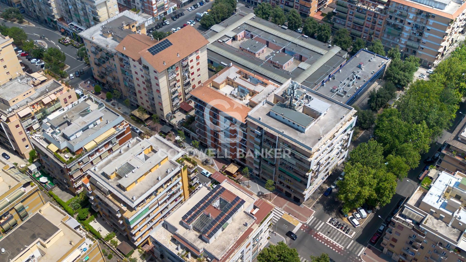 Roma, Roma, 00100, IT, 3 Bedrooms Bedrooms, ,2 BathroomsBathrooms,Residential,For Sale,1900987