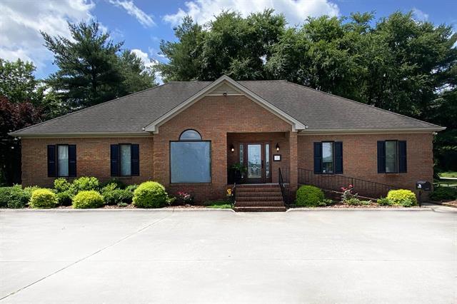 Florence, Alabama, 35630, United States, 1 Bedroom Bedrooms, ,2 BathroomsBathrooms,Residential,For Sale,1807025
