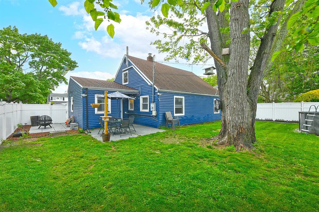 Levittown, New York, 11756, United States, 4 Bedrooms Bedrooms, ,1 BathroomBathrooms,Residential,For Sale,1984433