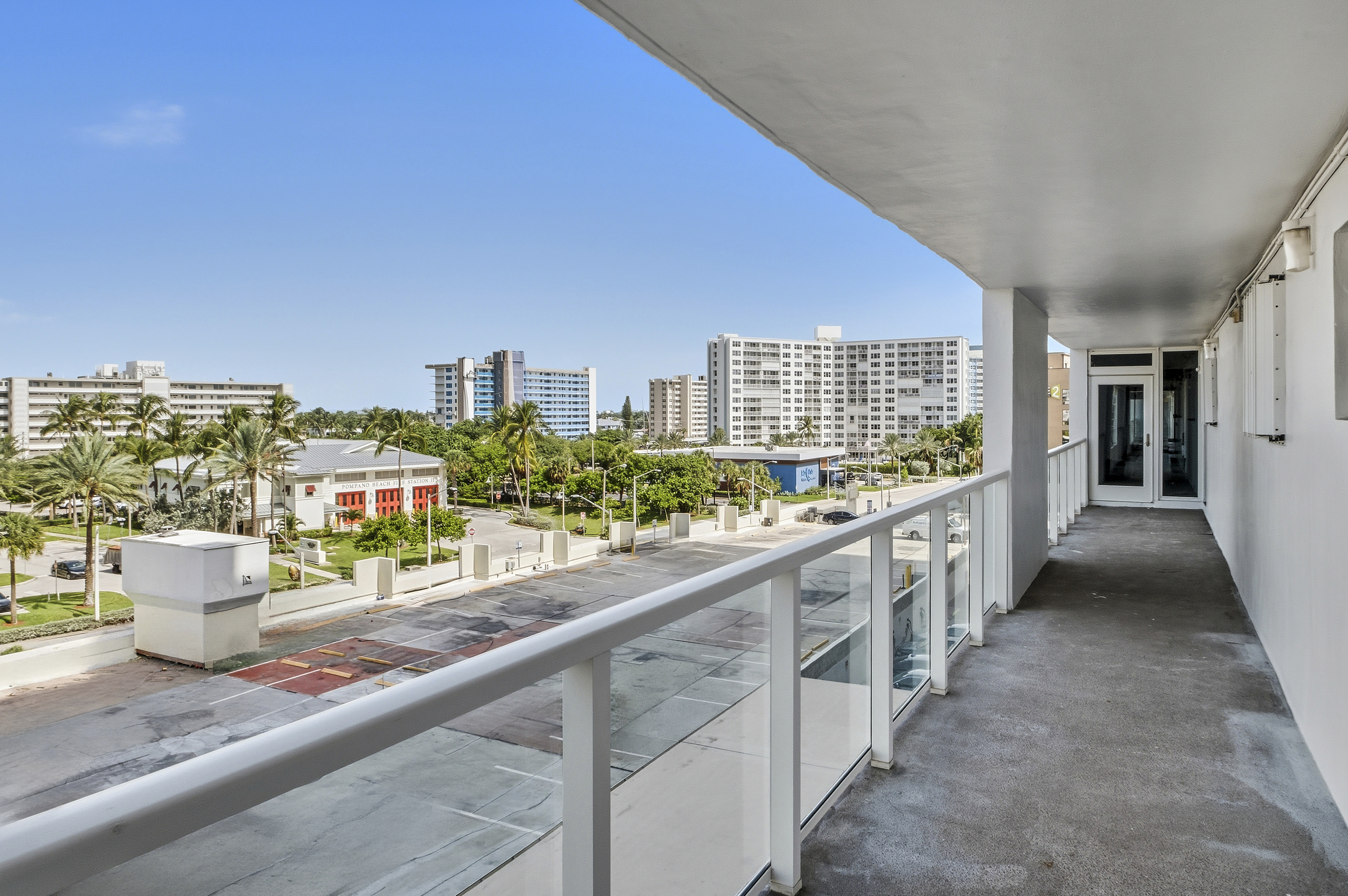  111 N Pompano Beach Boulevard, Pompano Beach, FL, 33062 - 物件實景