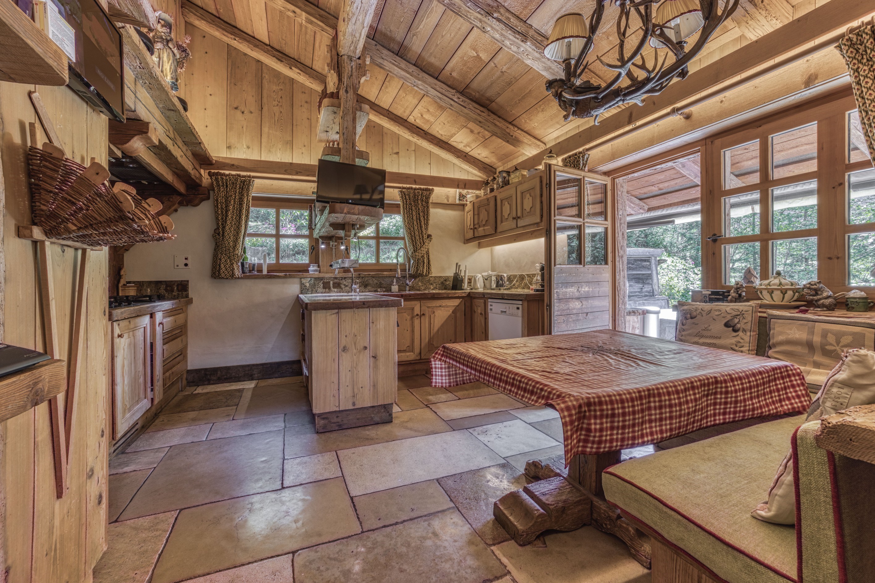  Domaine Épervier - Two connected chalets on a 20,000 m² plot - 物件實景