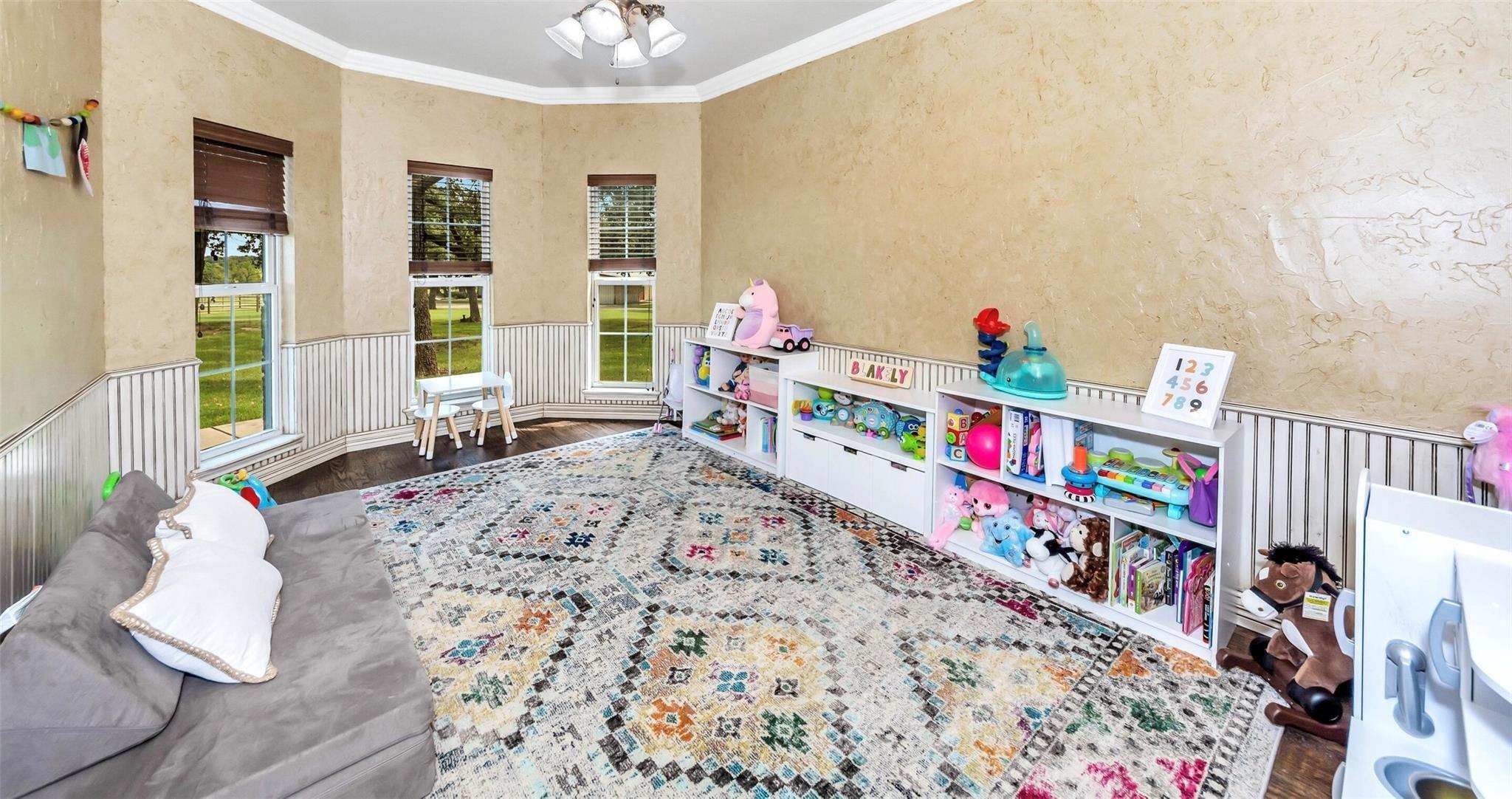 Boyd, Texas, 76023, United States, 4 Bedrooms Bedrooms, ,4 BathroomsBathrooms,Residential,For Sale,1981512