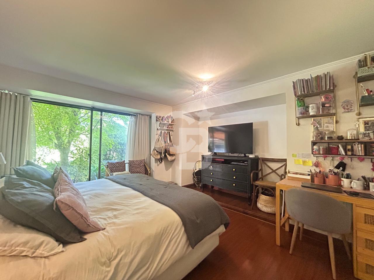 Lo Barnechea, Chile, 5 Bedrooms Bedrooms, ,4 BathroomsBathrooms,Residential,For Sale,1966346