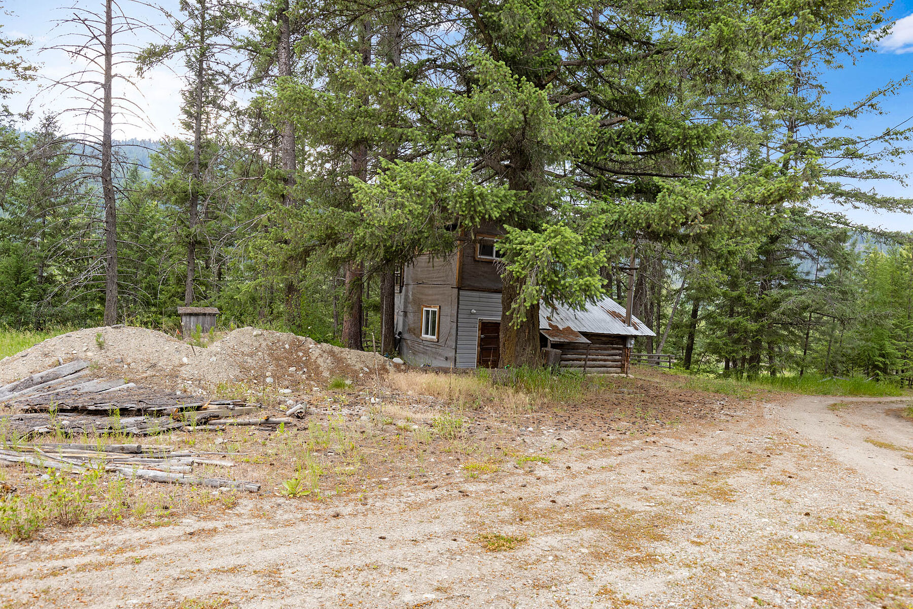 Kettle River Acreage - 物件實景