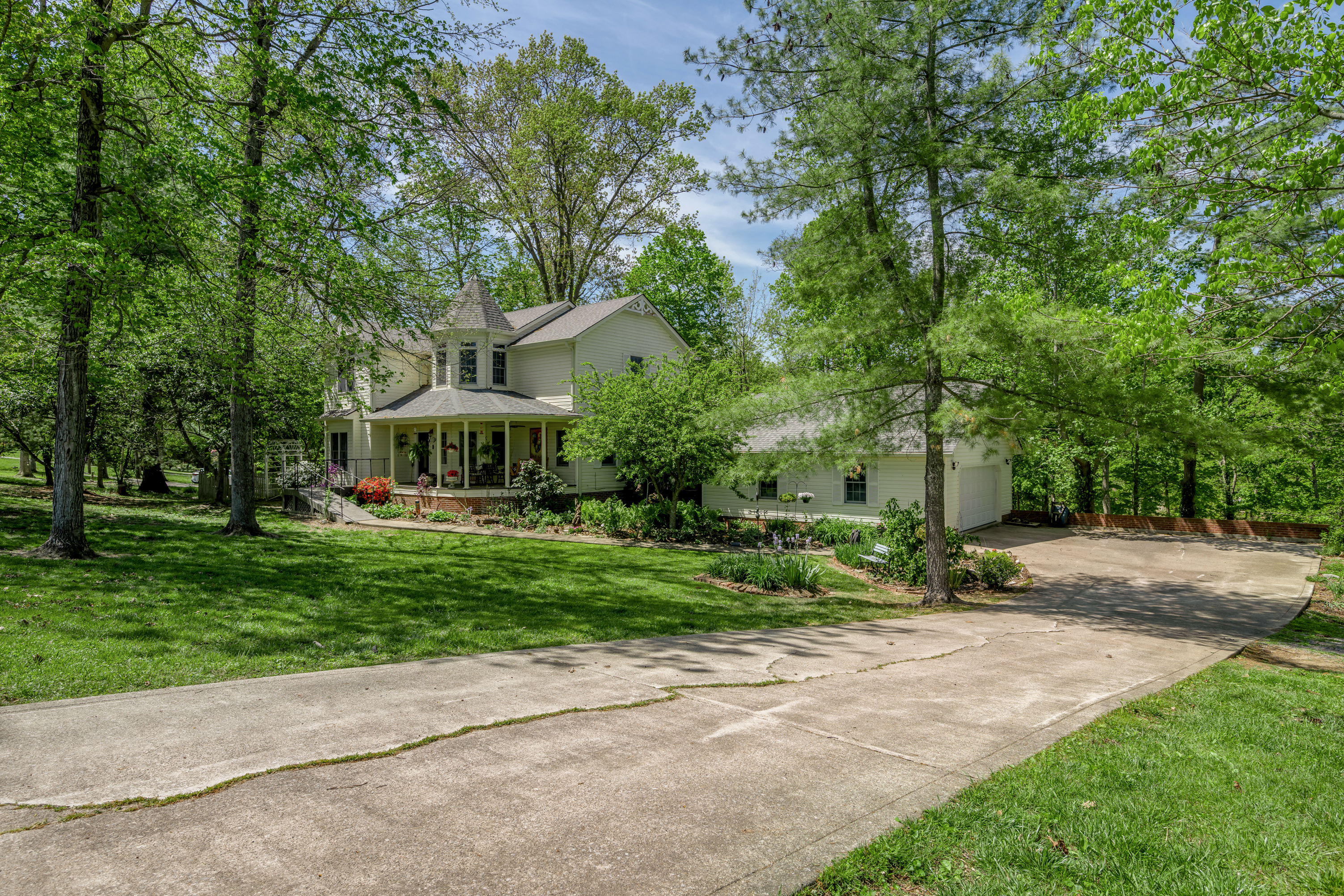  186 Hunter Drive - 物件實景