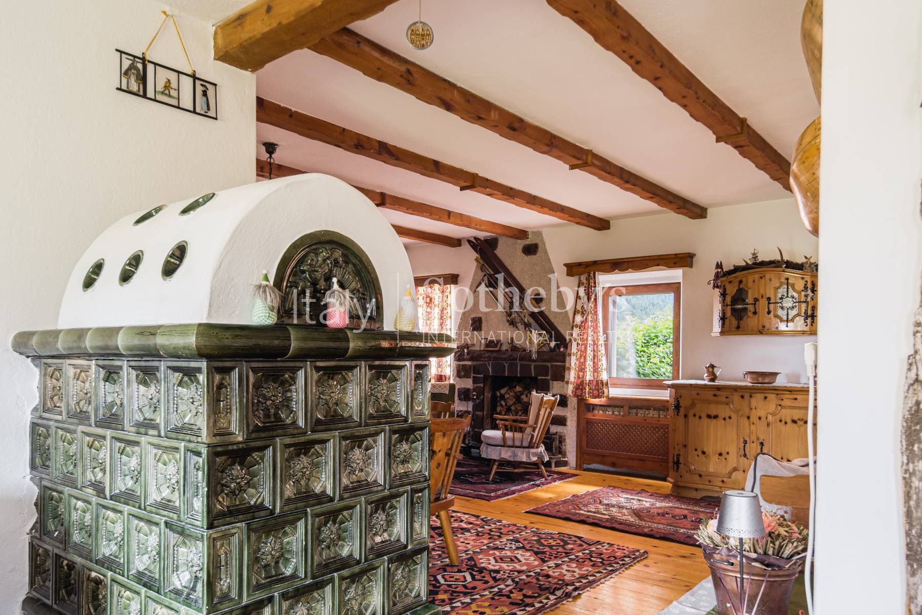 Detached mountain home with private grounds - 物件實景