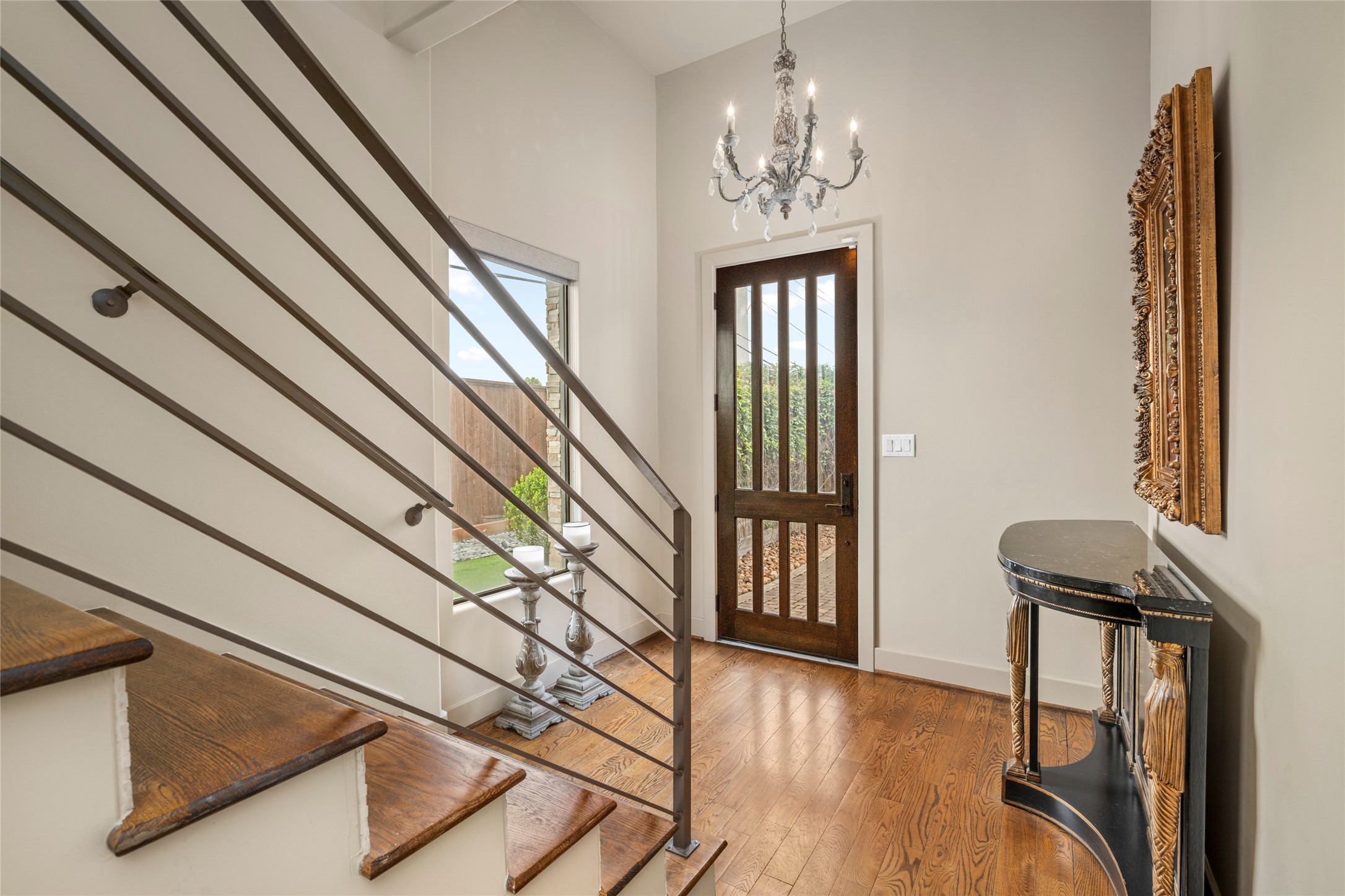  1110 Autrey Street A - 物件實景