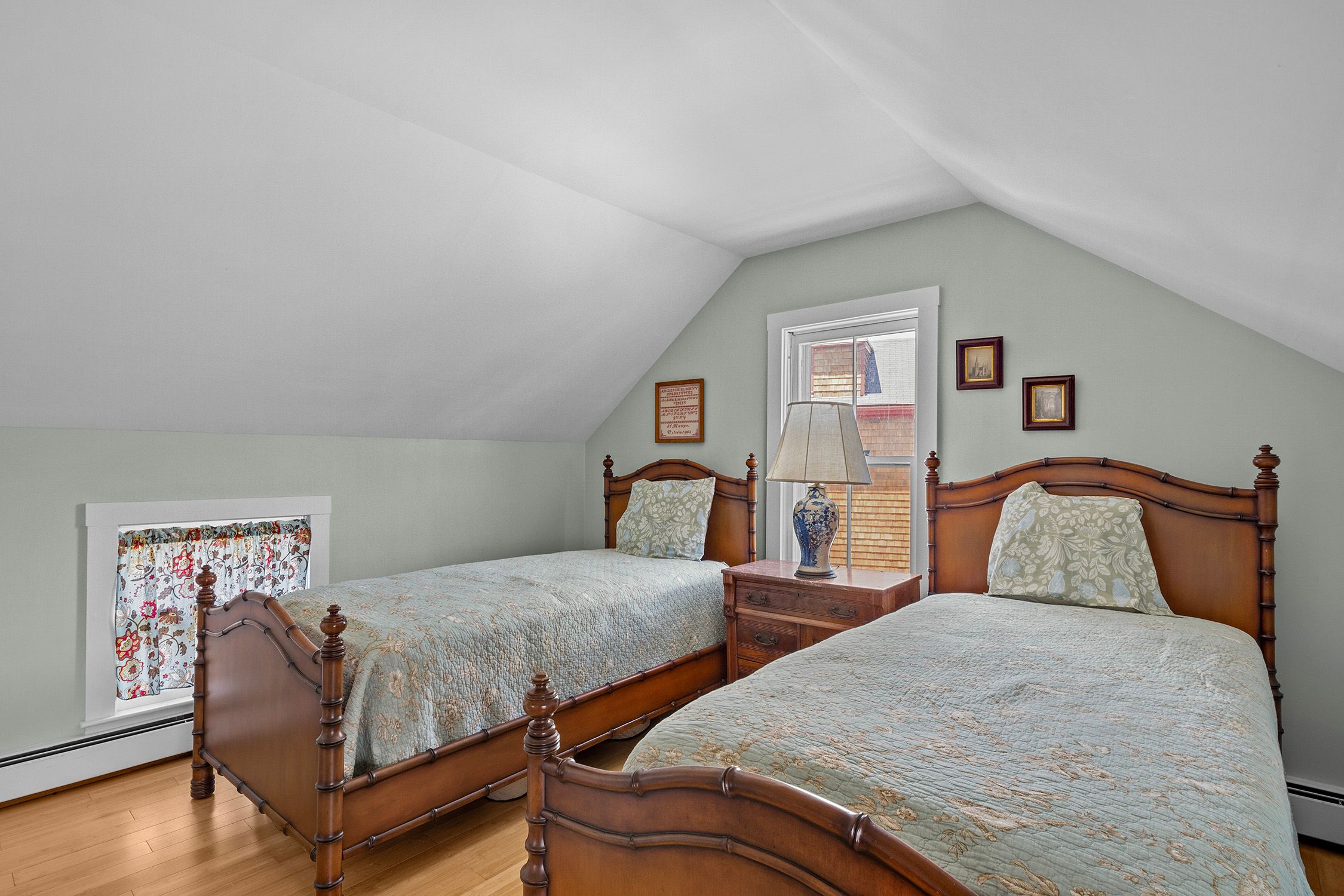  8 Sanford Street, Newport, RI 02840 - 物件實景