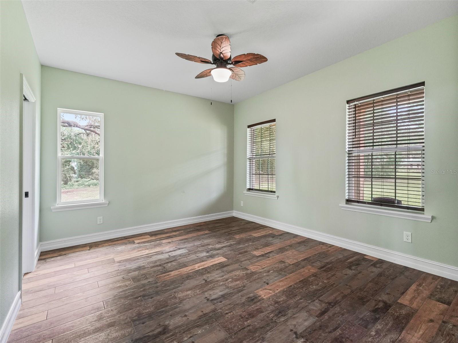 Bushnell, Florida, 33513, United States, 2 Bedrooms Bedrooms, ,2 BathroomsBathrooms,Residential,For Sale,1894339