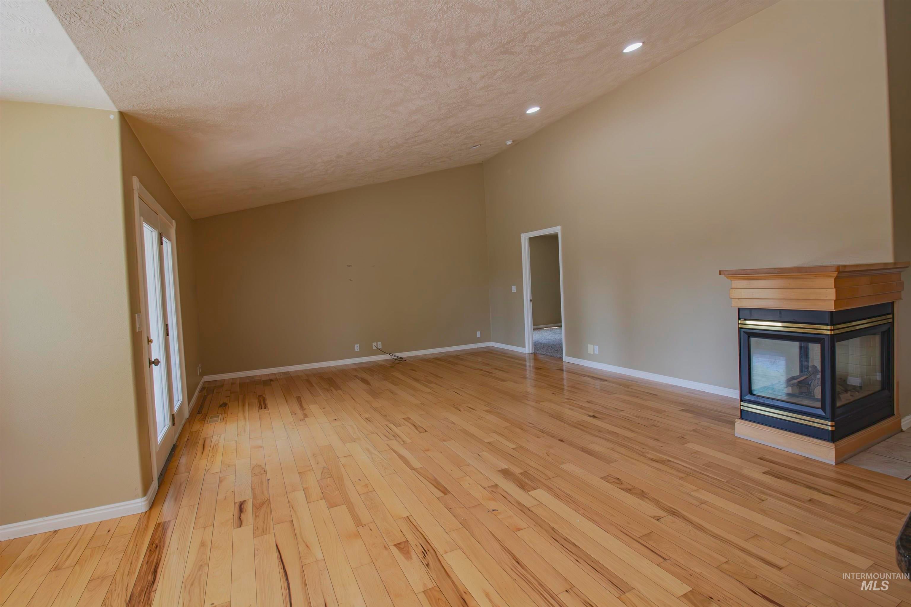 Ontario, Oregon, 97914, United States, 4 Bedrooms Bedrooms, ,3 BathroomsBathrooms,Residential,For Sale,1866488