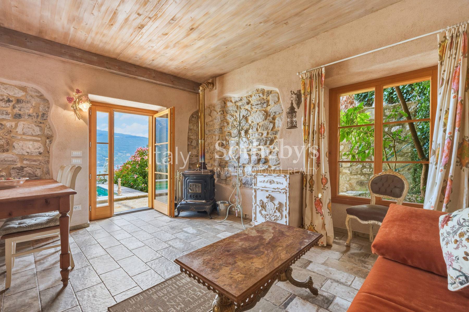  Historic Country House with Pool Overlooking Lake Garda - 物件實景