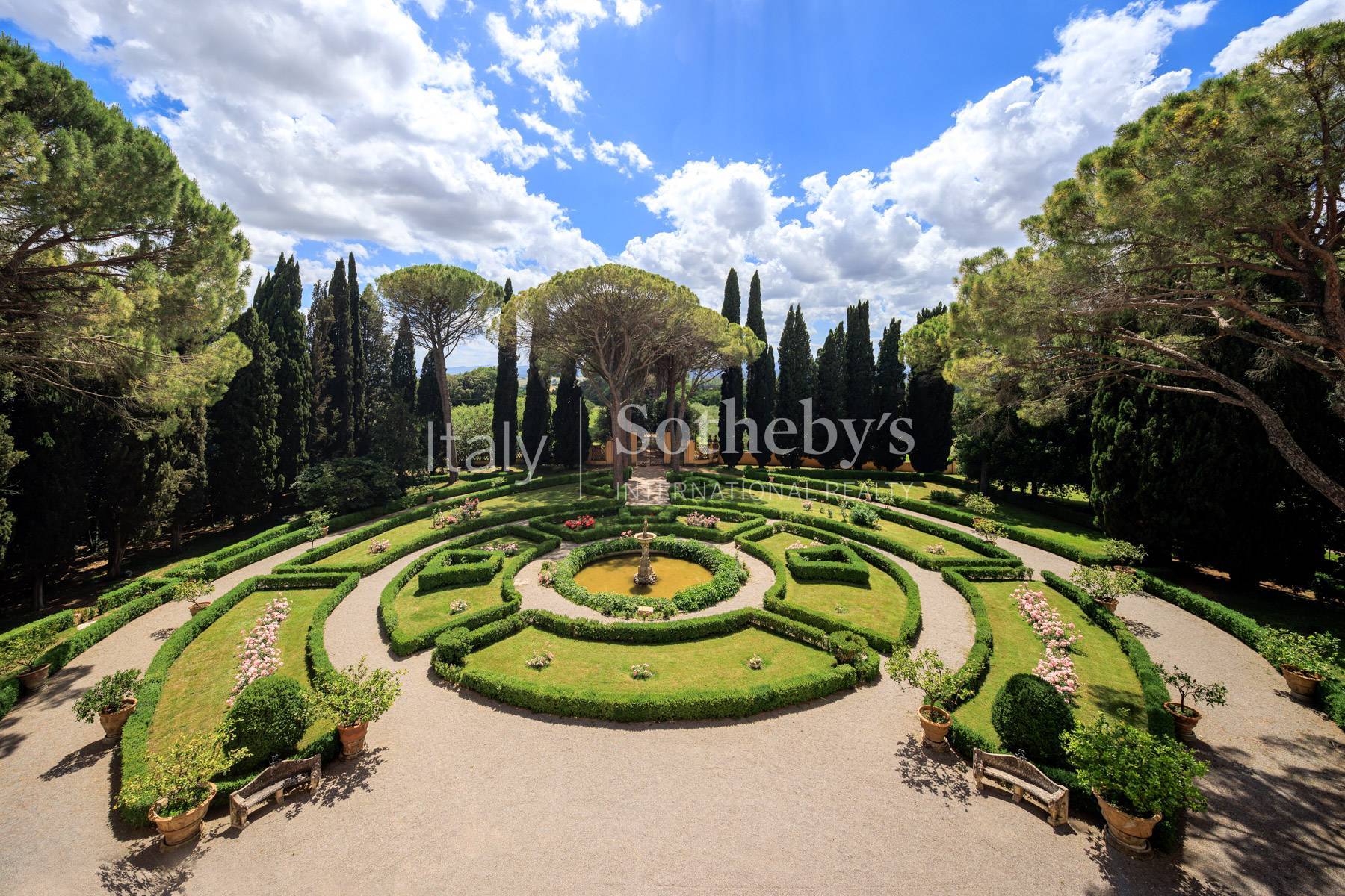 Magnificent historical villa with typical italian garden in Umbria - 物件實景