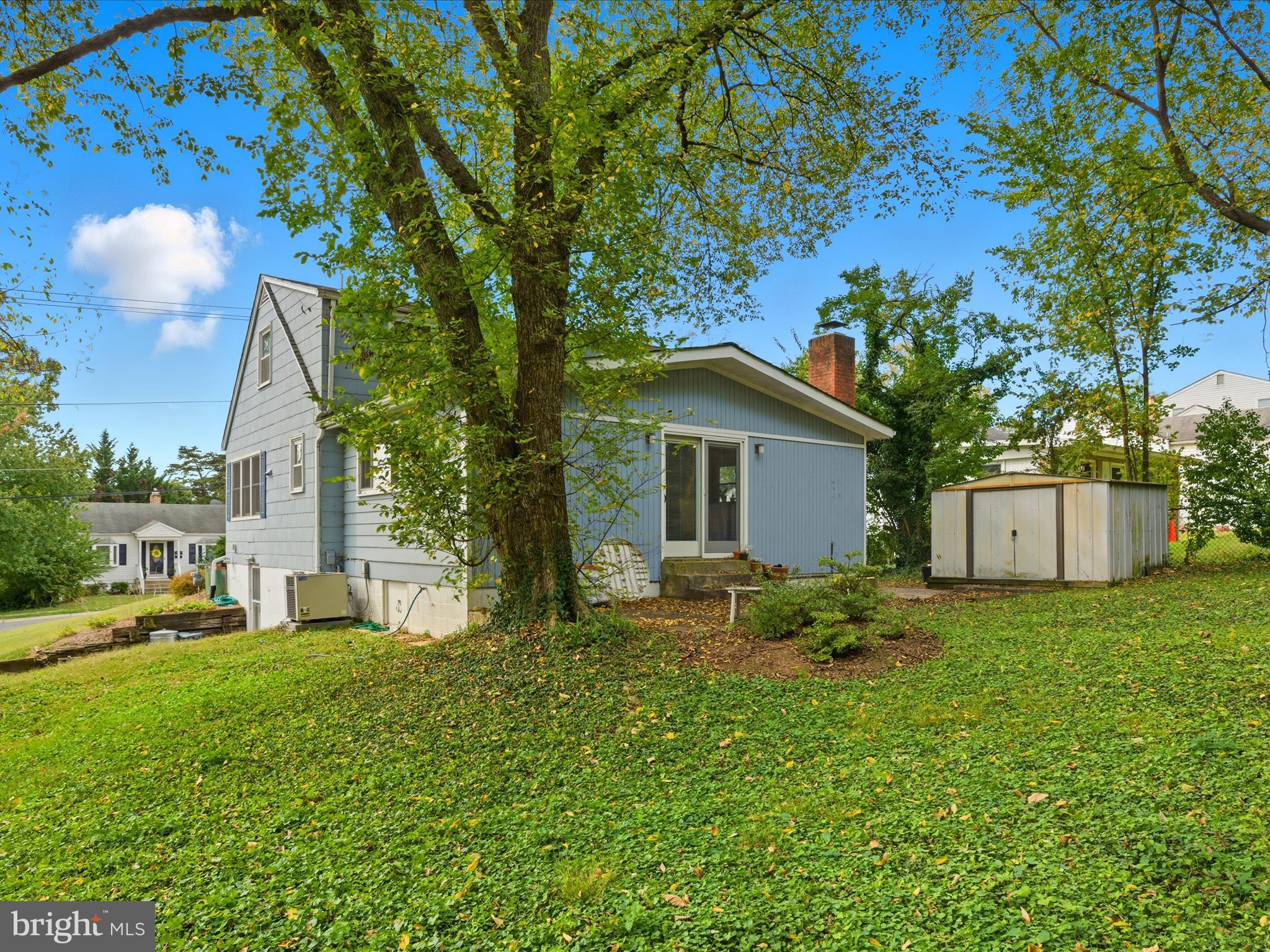 Silver Spring, Maryland, 20902, United States, 3 Bedrooms Bedrooms, ,3 BathroomsBathrooms,Residential,For Sale,1983635