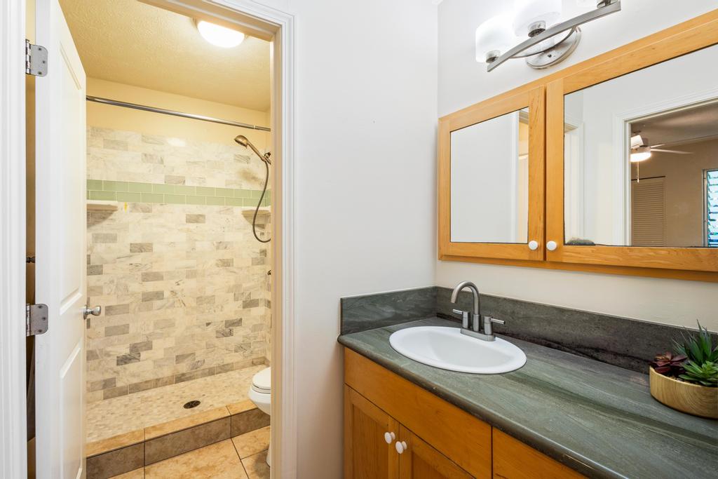 Kailua-Kona, Hawaii, 96740, United States, 3 Bedrooms Bedrooms, ,2 BathroomsBathrooms,Residential,For Sale,1942007