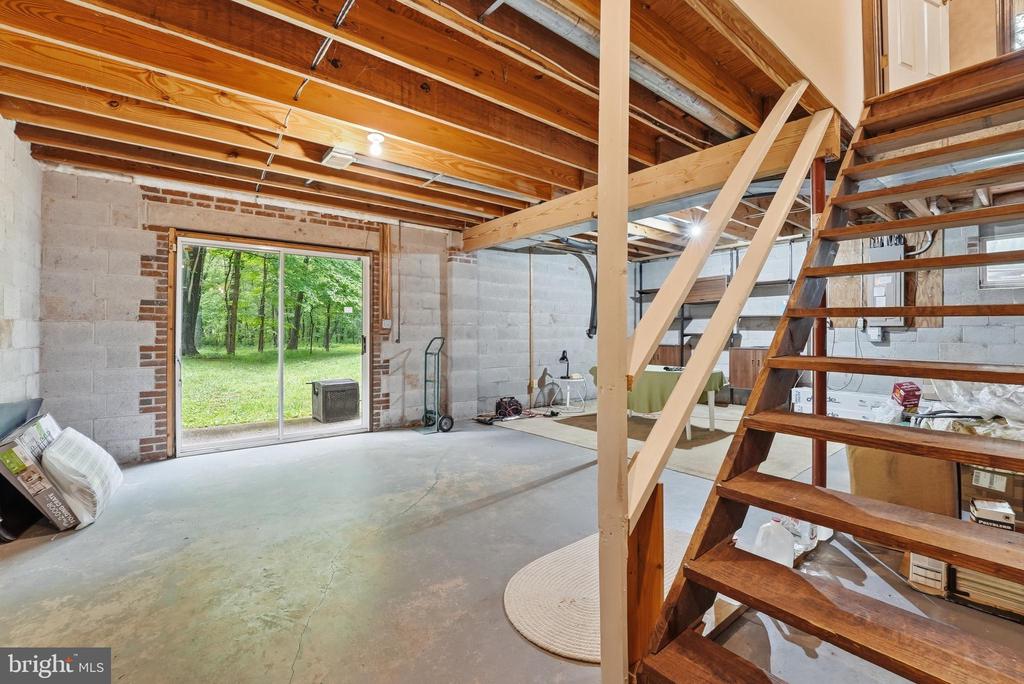 Warrenton, Virginia, 20187, United States, 4 Bedrooms Bedrooms, ,3 BathroomsBathrooms,Residential,For Sale,2048505