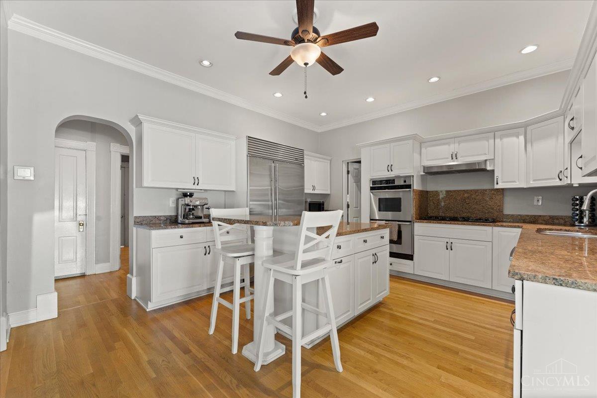 Cincinnati, Ohio, 45226, United States, 3 Bedrooms Bedrooms, ,2 BathroomsBathrooms,Residential,For Sale,1988954