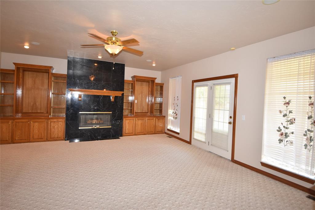 Oklahoma City, Oklahoma, 73142, United States, 5 Bedrooms Bedrooms, ,4 BathroomsBathrooms,Residential,For Sale,1935370