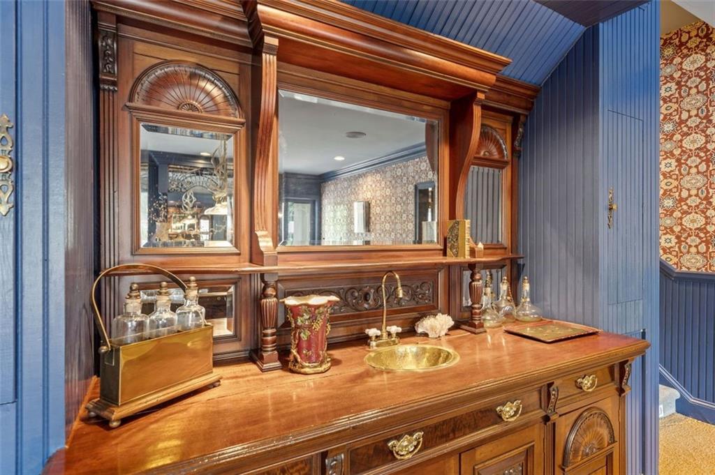 Marietta, Georgia, 30067, United States, 5 Bedrooms Bedrooms, ,5 BathroomsBathrooms,Residential,For Sale,1827290