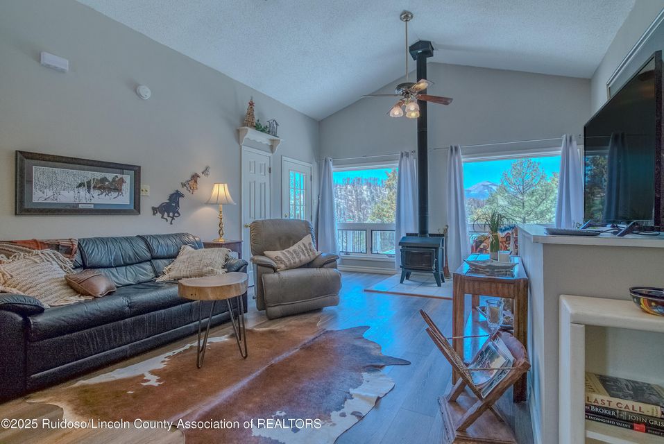 Alto, New Mexico, 88312, United States, 3 Bedrooms Bedrooms, ,3 BathroomsBathrooms,Residential,For Sale,1915244
