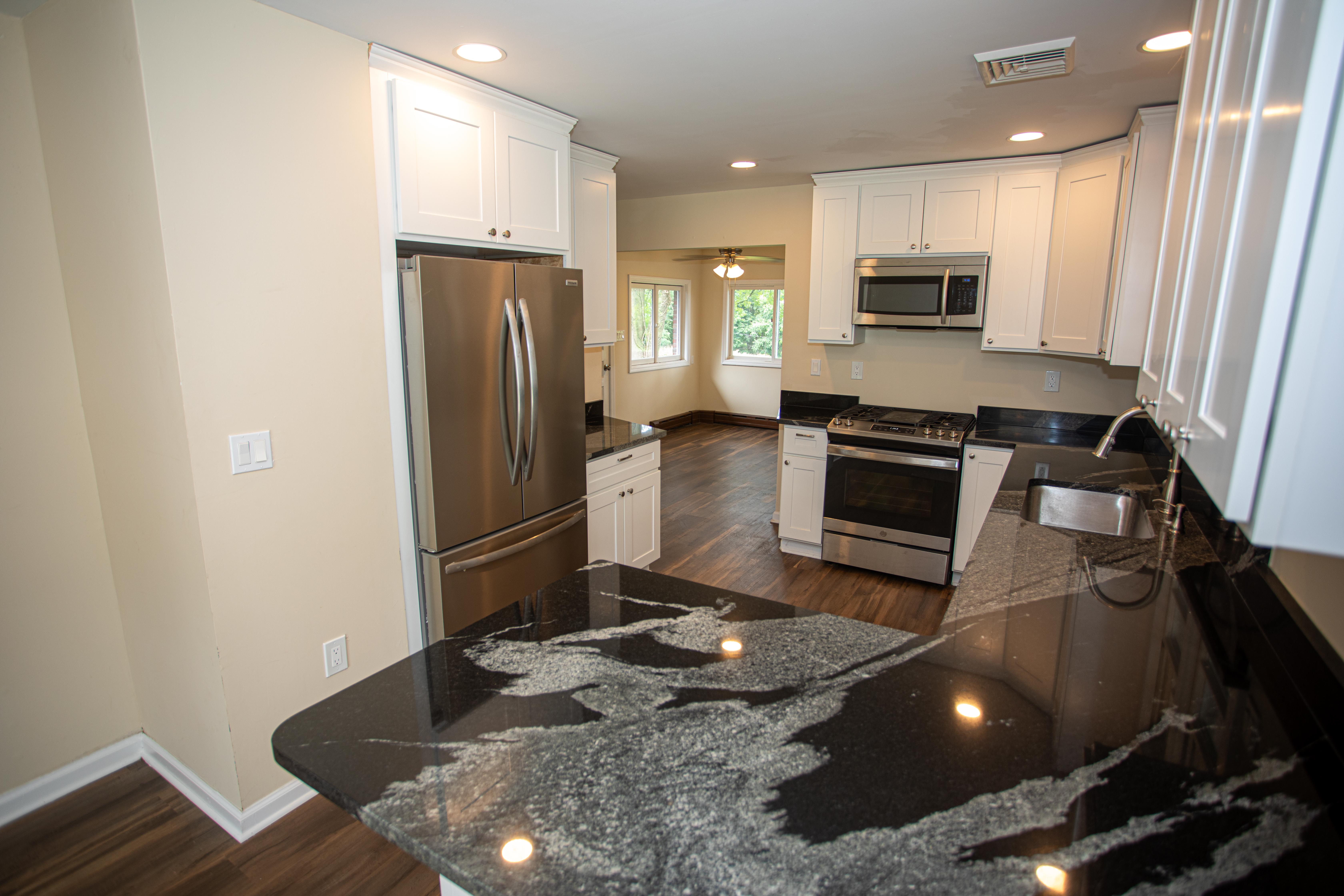 1220 - South Amboy, New Jersey, 08879, United States, 3 Bedrooms Bedrooms, ,2 BathroomsBathrooms,Residential,For Sale,1983627