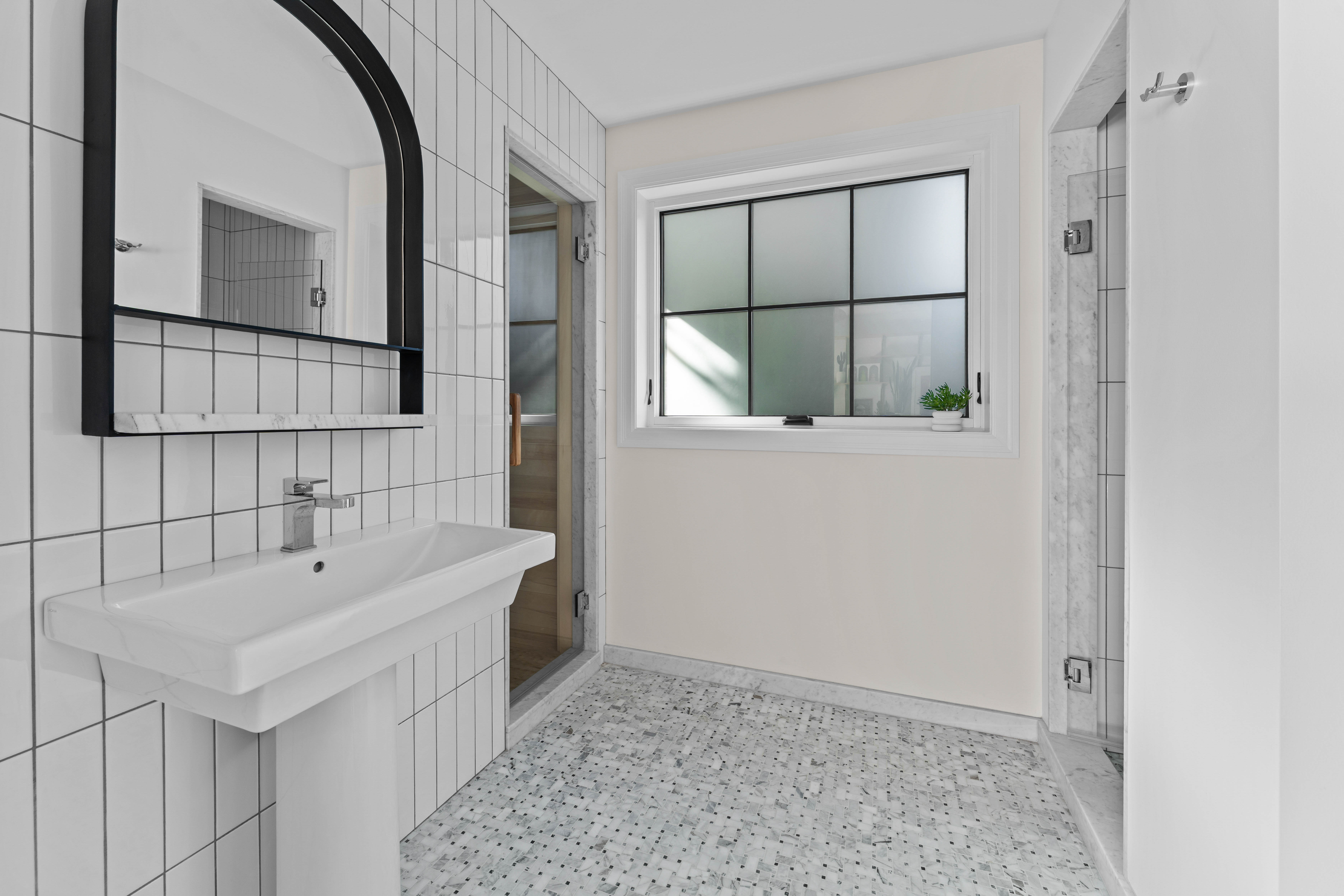  Stunning Private Estate Tucked Away on one of Ladue