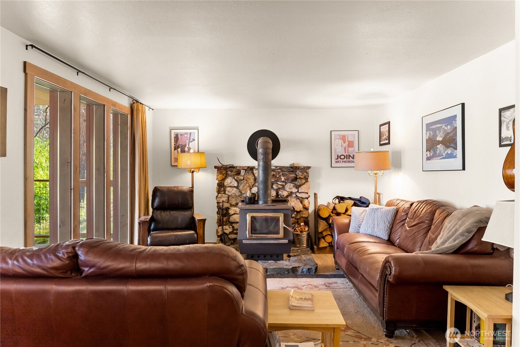 Okanogan, Washington, 98819, United States, 3 Bedrooms Bedrooms, ,1 BathroomBathrooms,Residential,For Sale,1989644