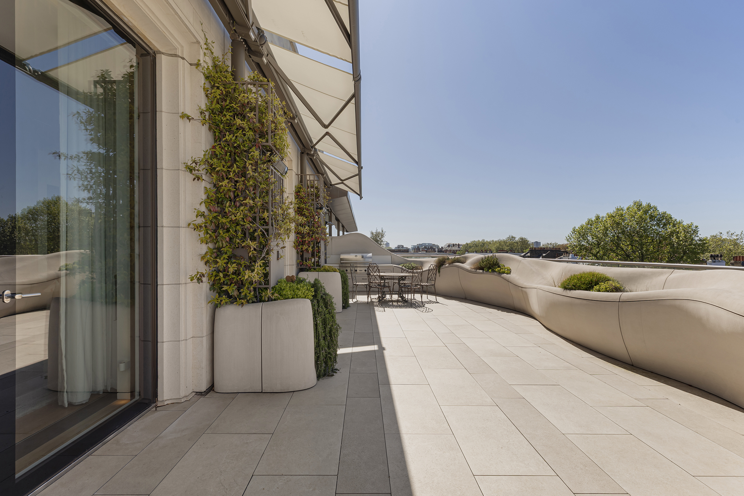  A Chelsea Penthouse with a Roof Terrace and Two Studio Apartments - 物件實景