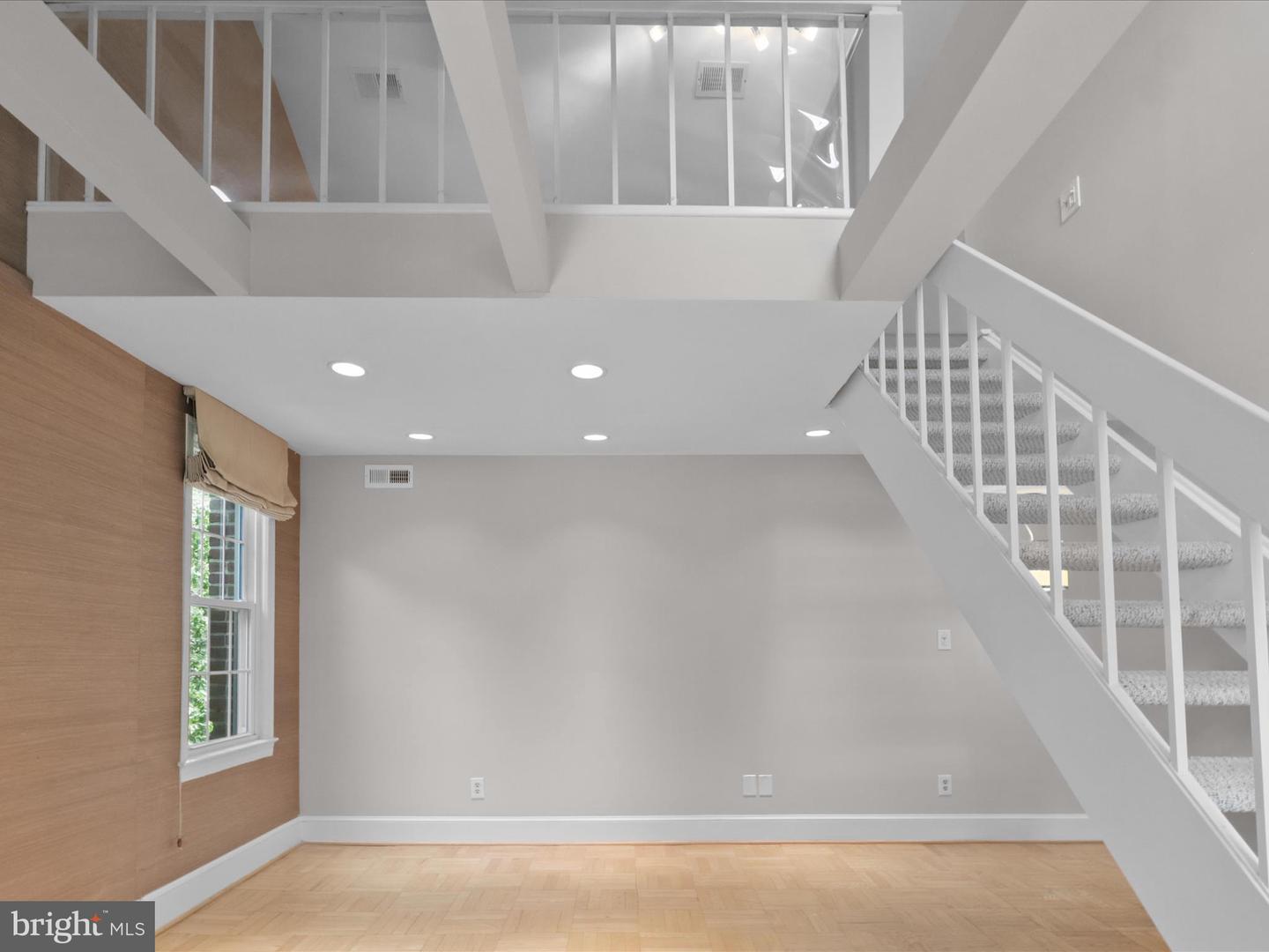 Washington, District of Columbia, 20008, United States, 2 Bedrooms Bedrooms, ,1 BathroomBathrooms,Residential,For Sale,1875463