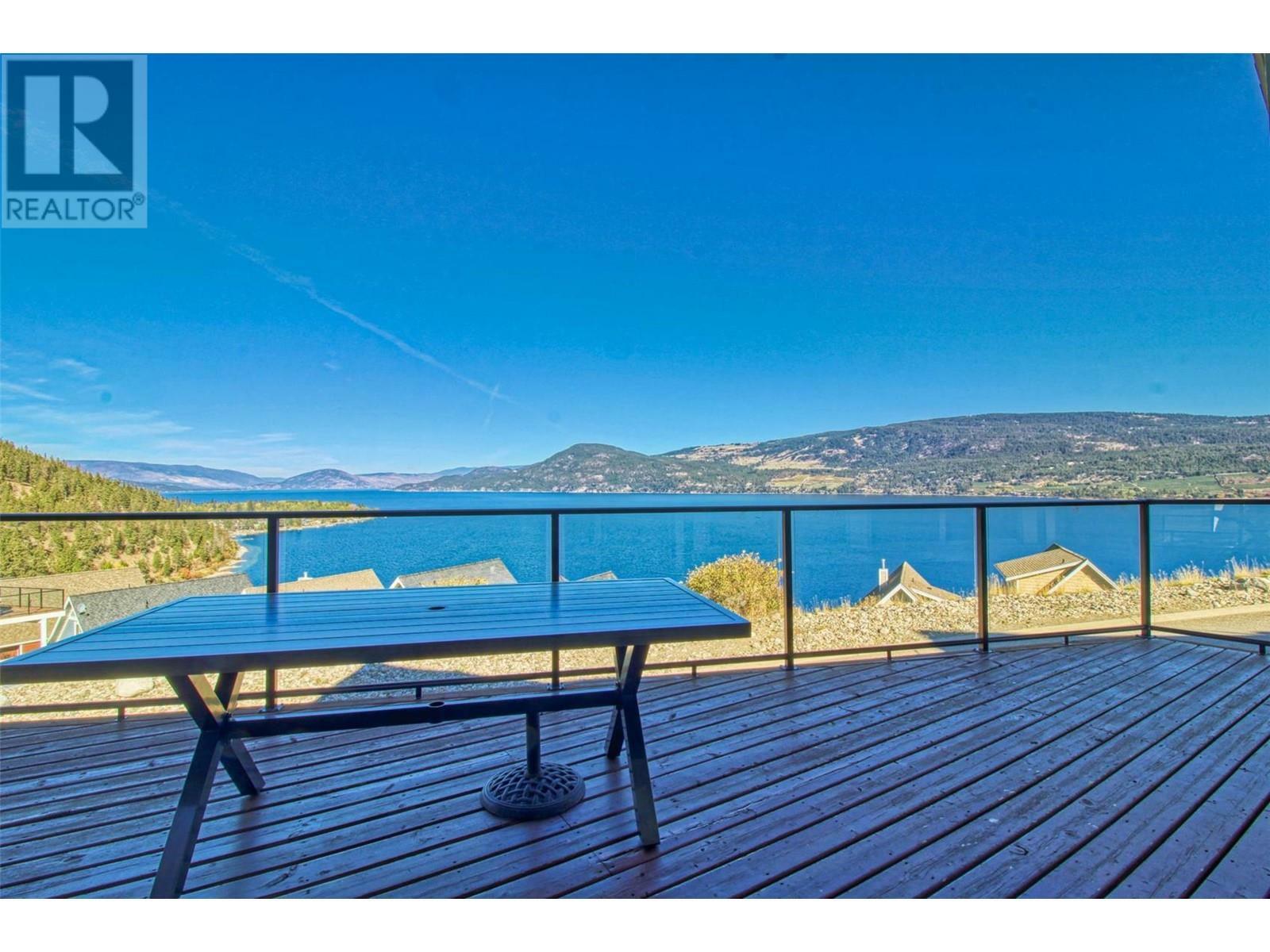 KELOWNA, British Columbia, V1Z 3R8, CA, 3 Bedrooms Bedrooms, ,2 BathroomsBathrooms,Residential,For Sale,1836917