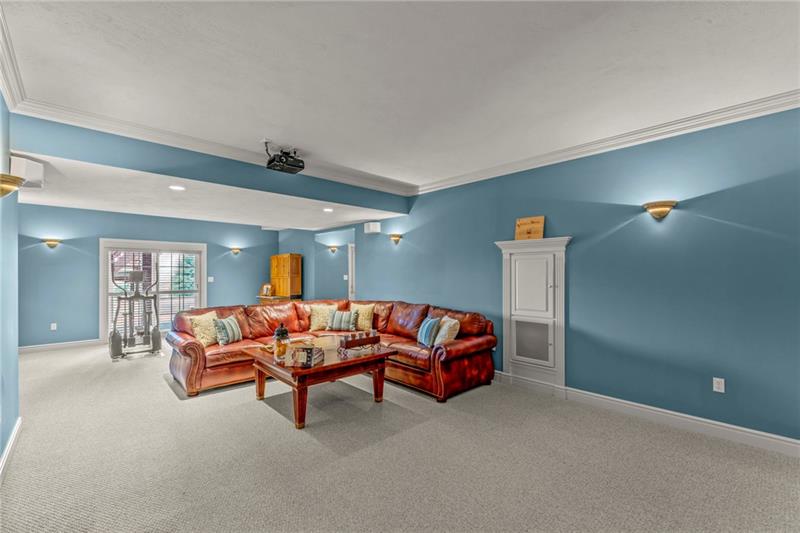 Mcmurray, Pennsylvania, 15317, United States, 4 Bedrooms Bedrooms, ,4 BathroomsBathrooms,Residential,For Sale,1928705