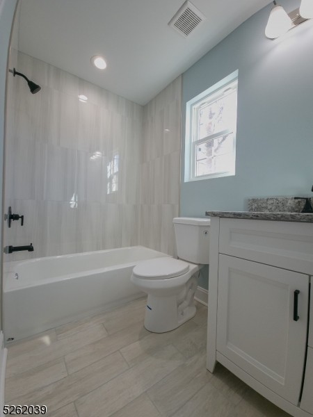 Rahway City, New Jersey, 07065-4238, United States, 4 Bedrooms Bedrooms, ,3 BathroomsBathrooms,Residential,For Sale,1924067