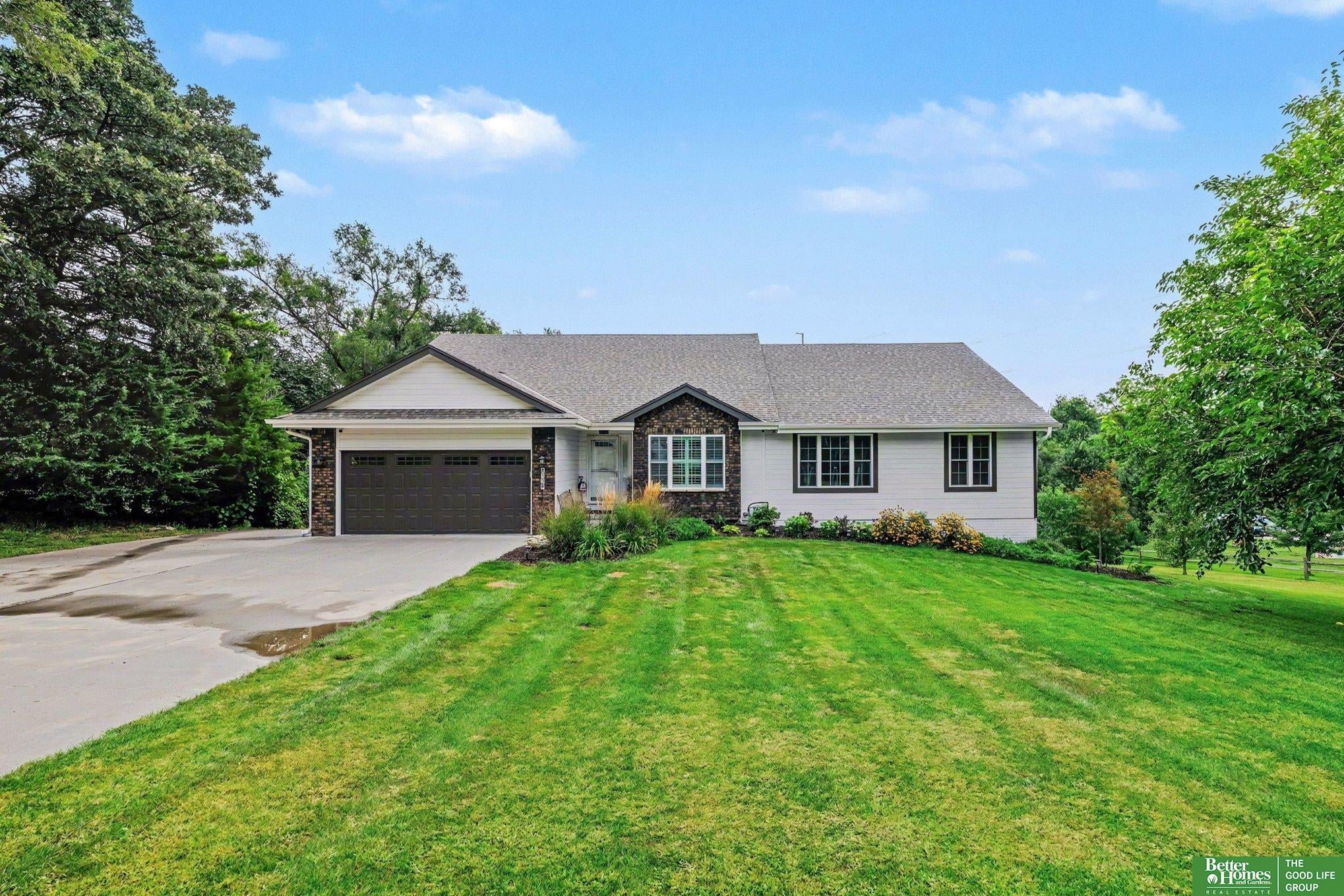 25th St, Bellevue, NE 68147