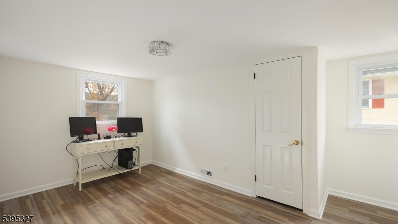 Garwood Boro, New Jersey, 07027, United States, 3 Bedrooms Bedrooms, ,2 BathroomsBathrooms,Residential,For Sale,1990951