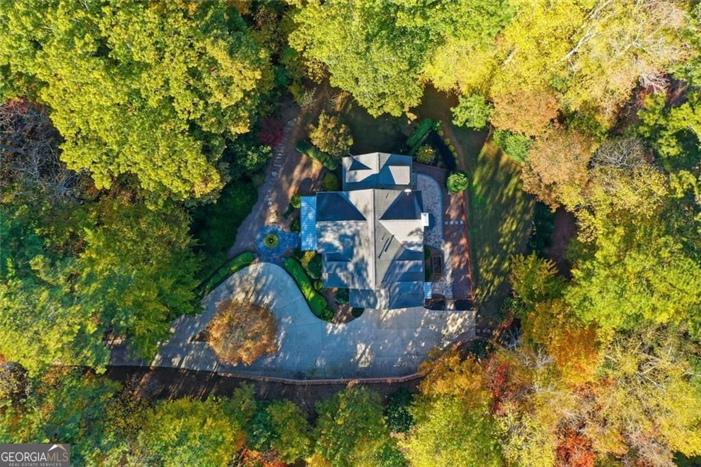 Kennesaw, Georgia, 30152, United States, 5 Bedrooms Bedrooms, ,3 BathroomsBathrooms,Residential,For Sale,1988783