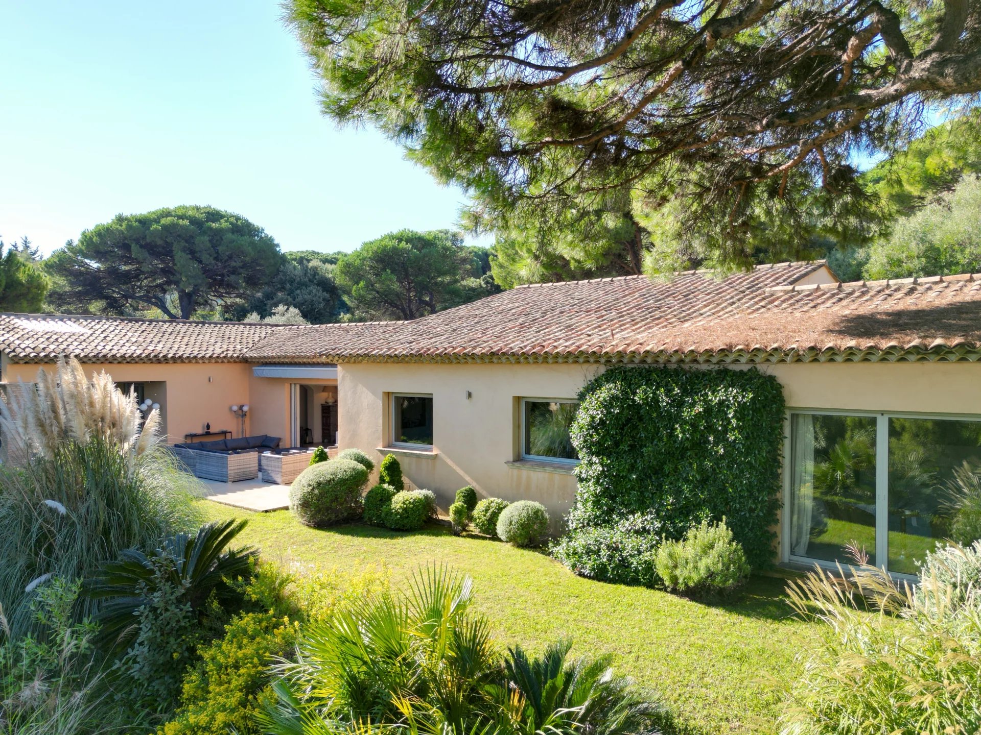 Ramatuelle, Provence-Alpes-Côte d’Azur, 83350, FR, 3 Bedrooms Bedrooms, ,Residential,For Sale,1966676