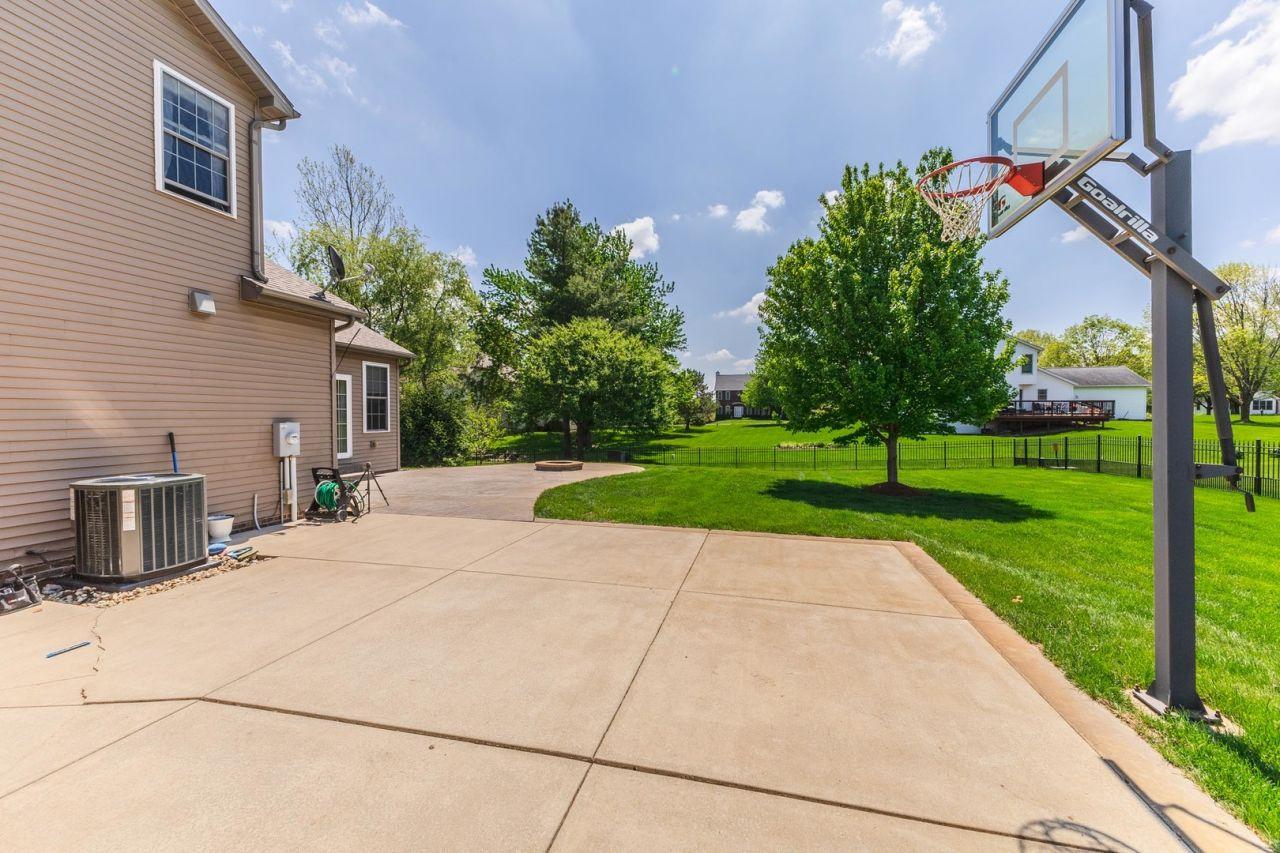 Bloomington, Illinois, 61705, United States, 5 Bedrooms Bedrooms, ,5 BathroomsBathrooms,Residential,For Sale,1817687