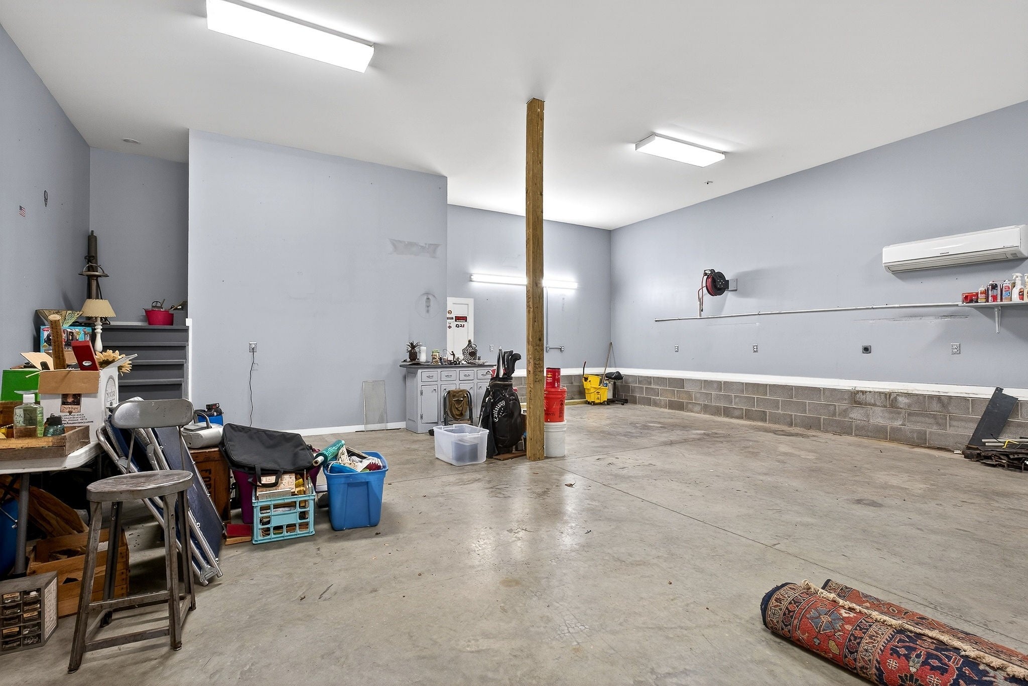 Smithville, Tennessee, 37166, United States, 4 Bedrooms Bedrooms, ,3 BathroomsBathrooms,Residential,For Sale,2008233