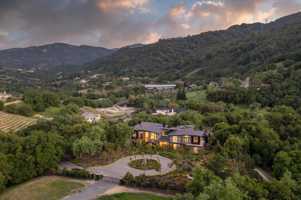 Saratoga, California, 95070, United States, 6 Bedrooms Bedrooms, ,11 BathroomsBathrooms,Residential,For Sale,1971416