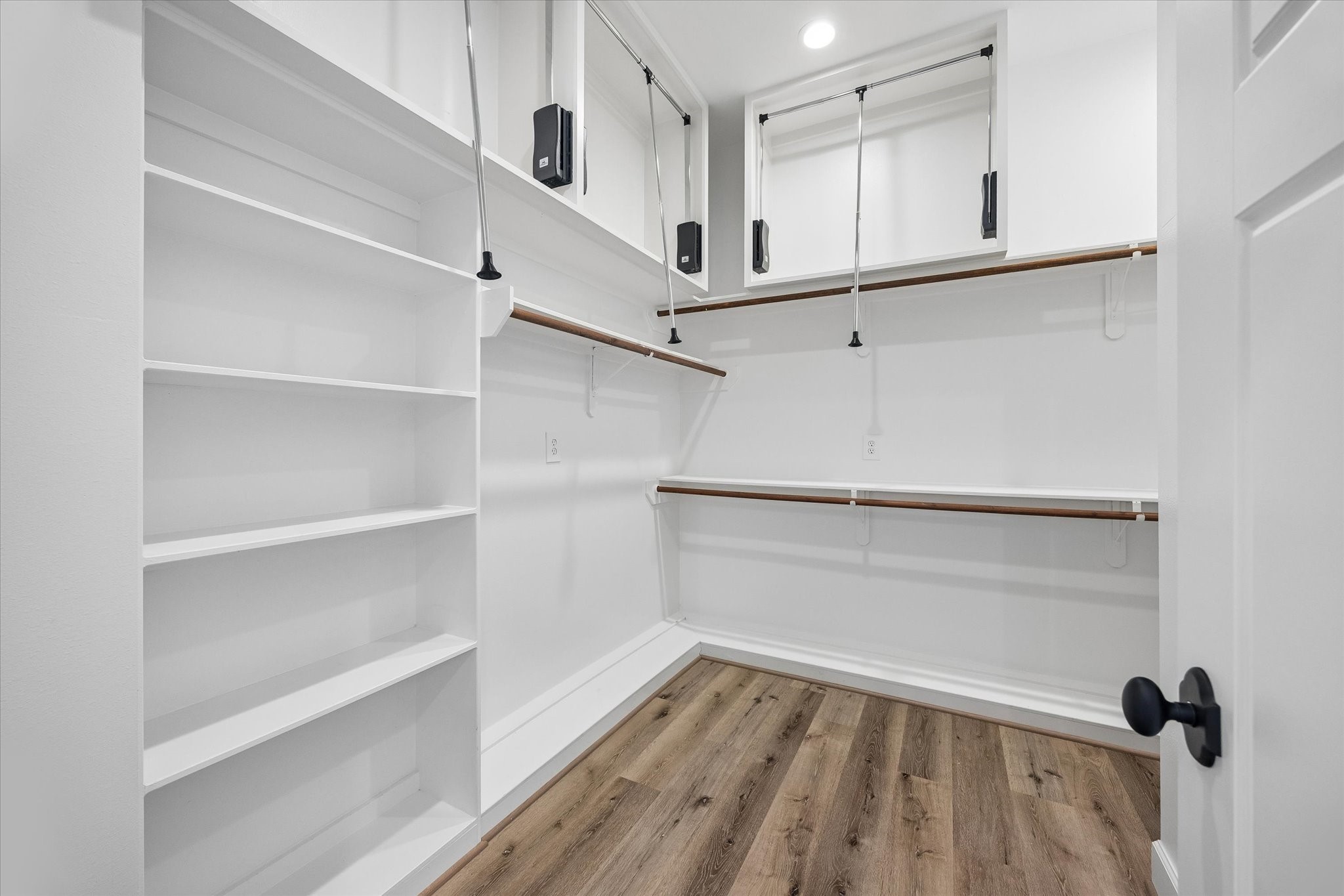 325 E 24th Street #2 - 物件實景