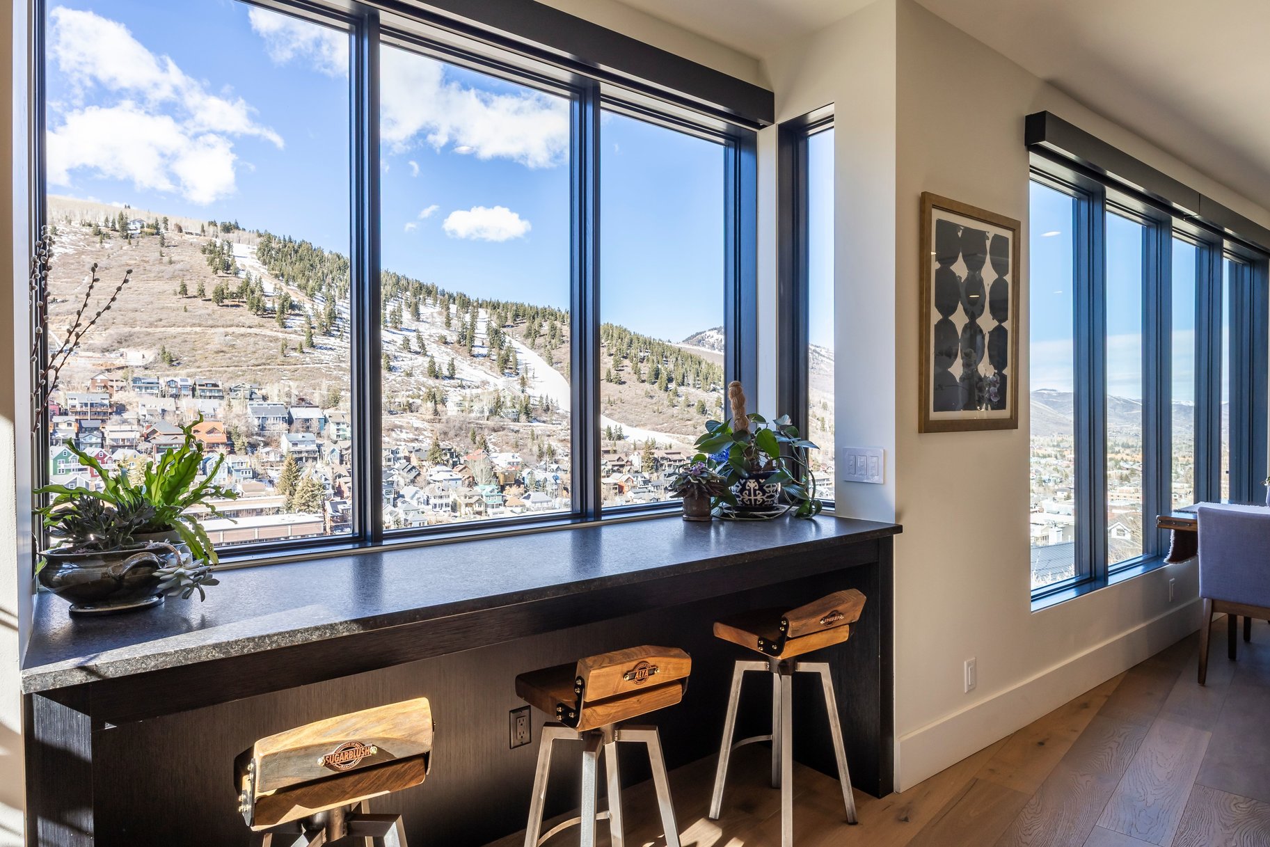  Mountain Modern Masterpiece with Sweeping Old Town and Ski Area Views - 物件實景