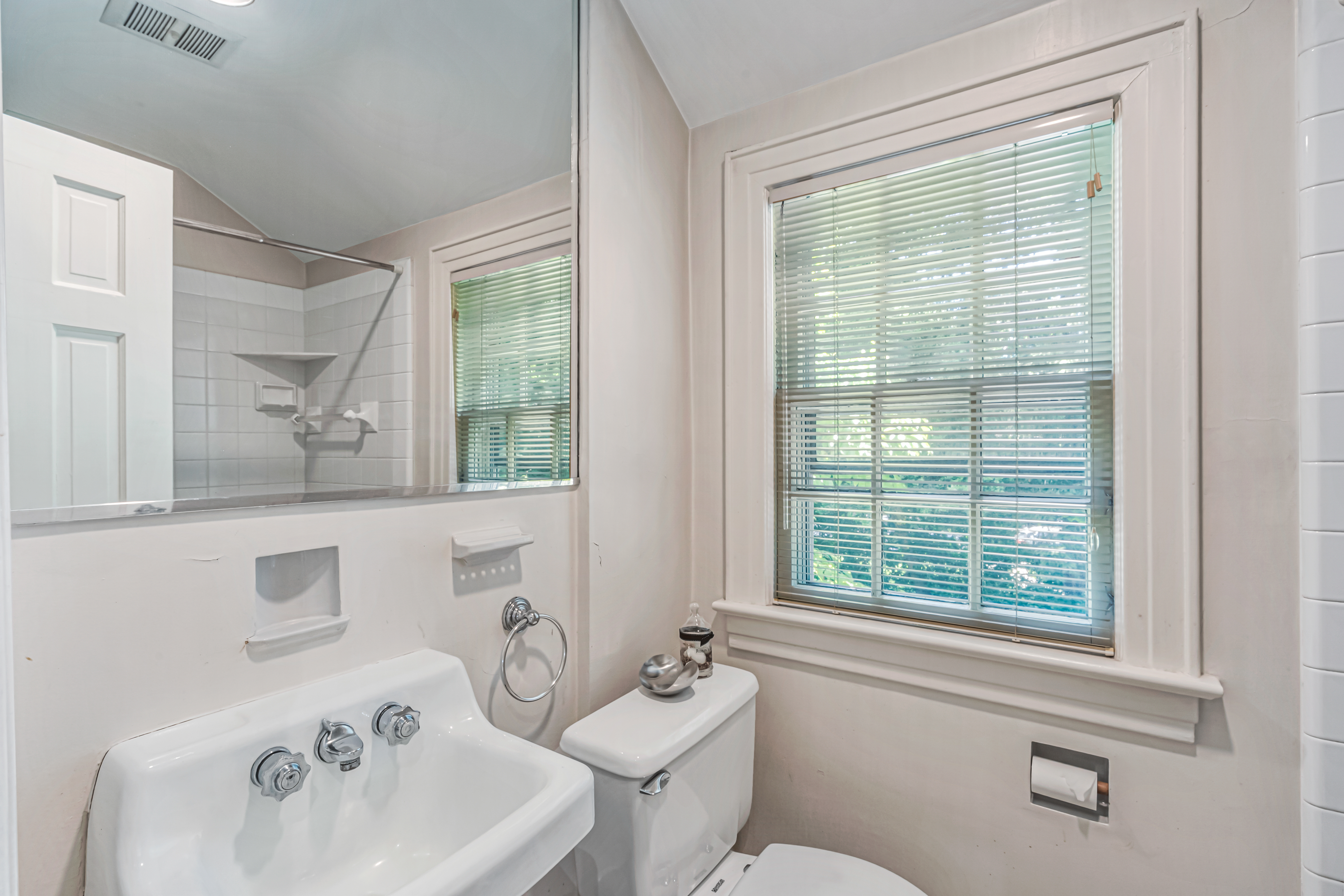  433 Park Avenue, Manhasset, NY, 11030 - 物件實景