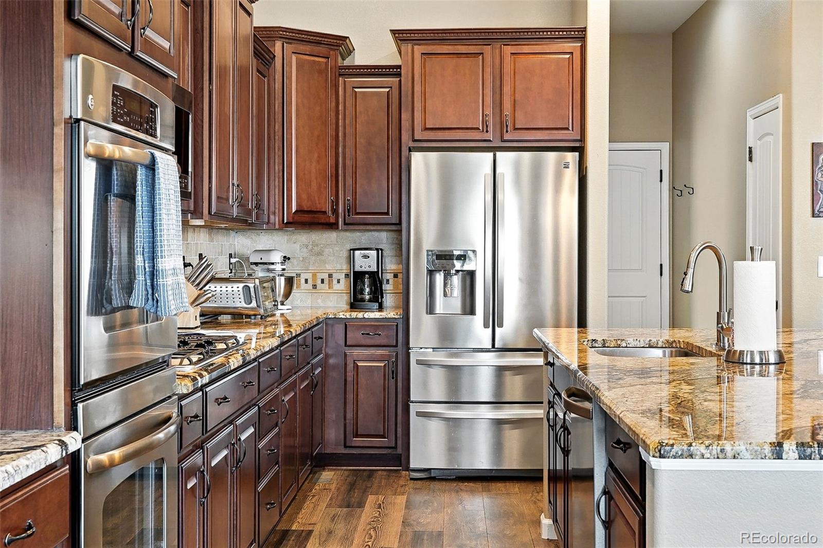 Thornton, Colorado, 80602, United States, 3 Bedrooms Bedrooms, ,2 BathroomsBathrooms,Residential,For Sale,1913766