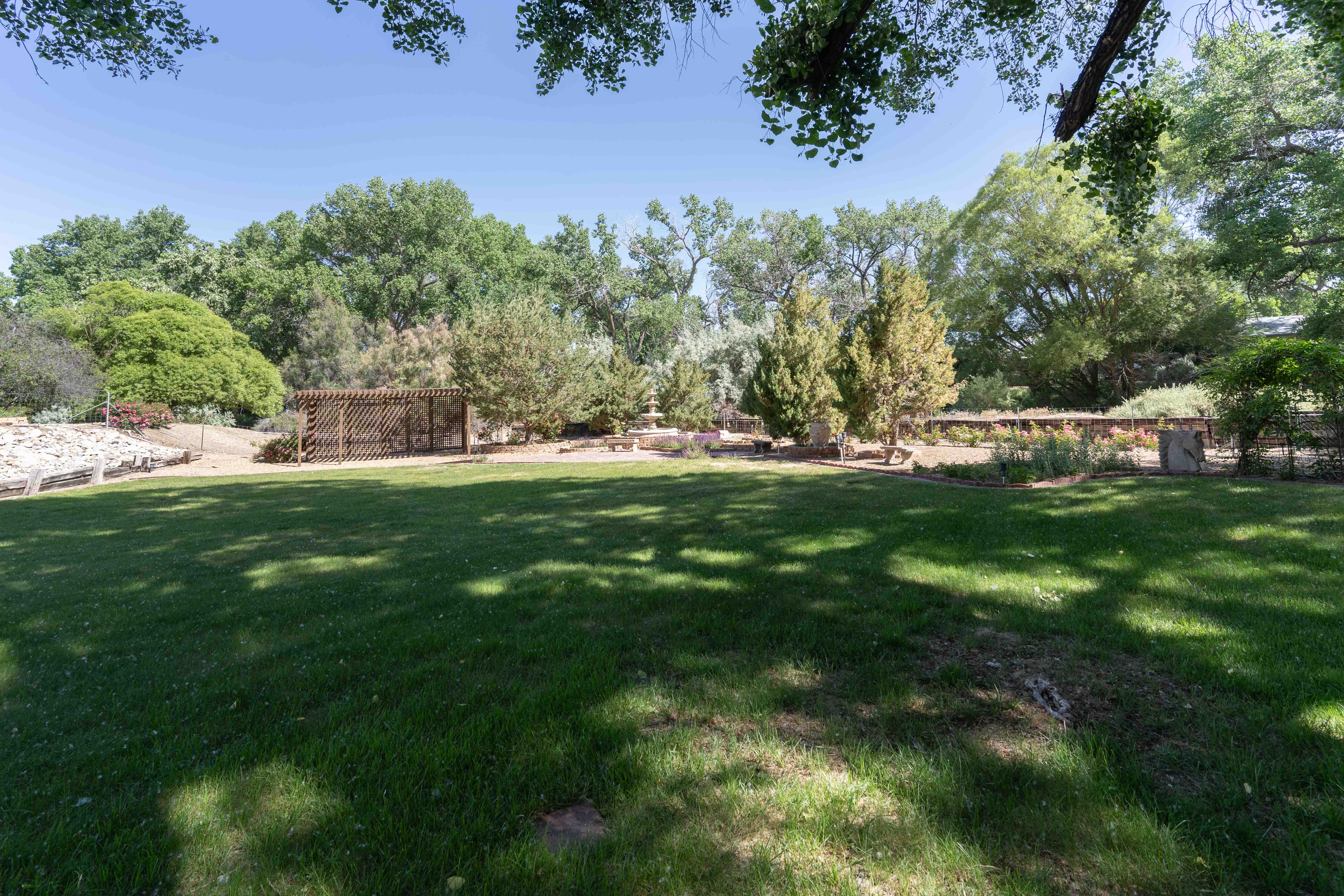 Aztec, New Mexico, 87410, United States, 4 Bedrooms Bedrooms, ,3 BathroomsBathrooms,Residential,For Sale,1974220