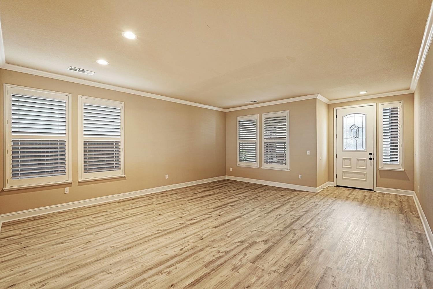 Valley Springs, California, 95252, United States, 3 Bedrooms Bedrooms, ,3 BathroomsBathrooms,Residential,For Sale,2005908