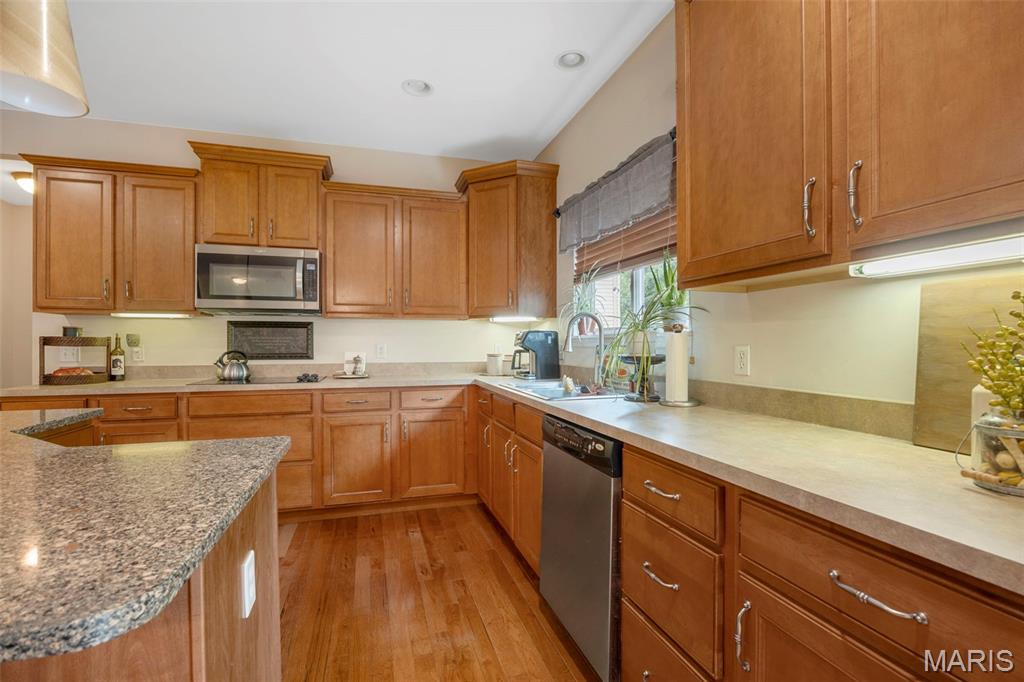 Wentzville, Missouri, 63385, United States, 4 Bedrooms Bedrooms, ,3 BathroomsBathrooms,Residential,For Sale,1991538