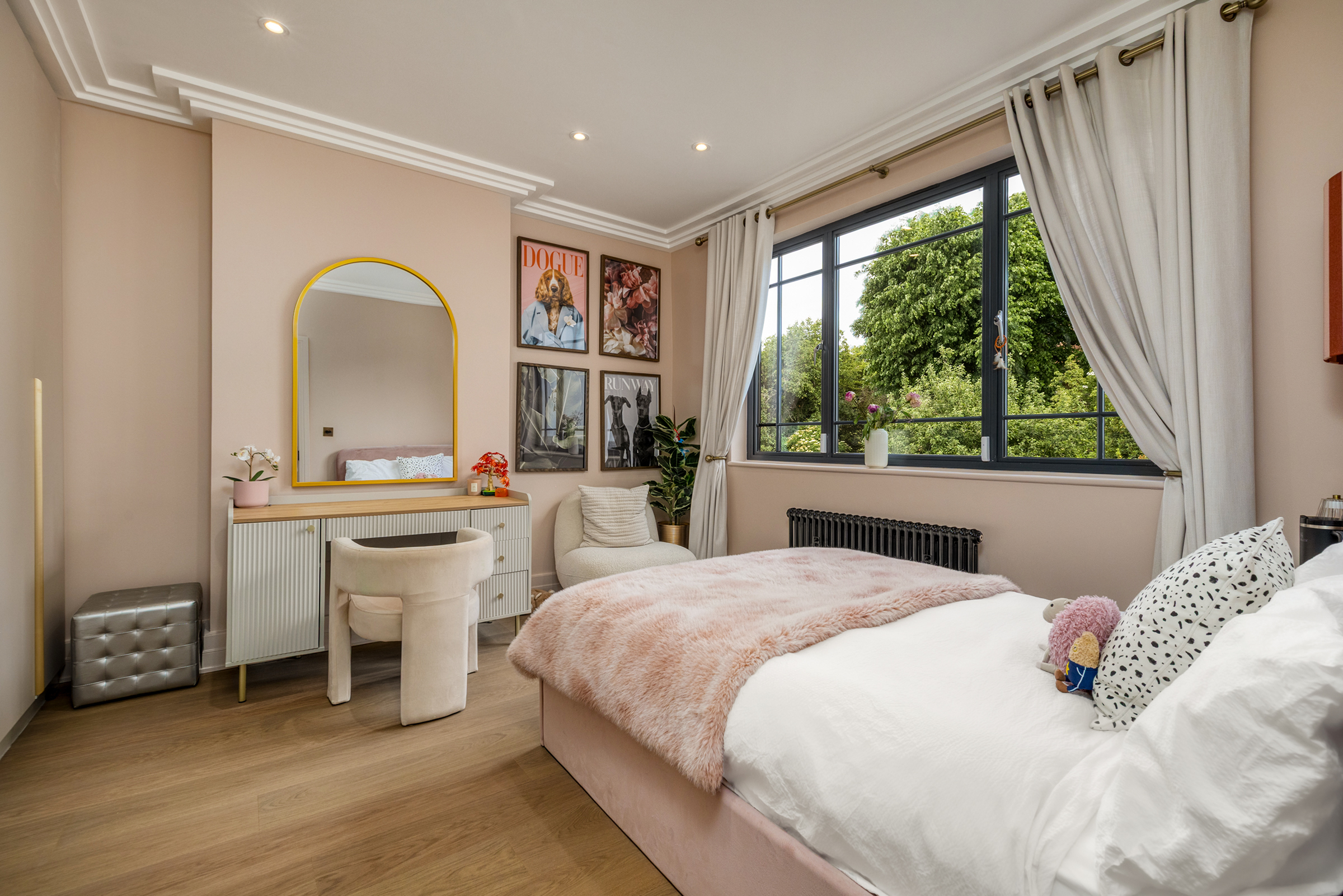  A Beautifully Renovated Family Home with a Garden Studio and Off-Street Parking - 物件實景