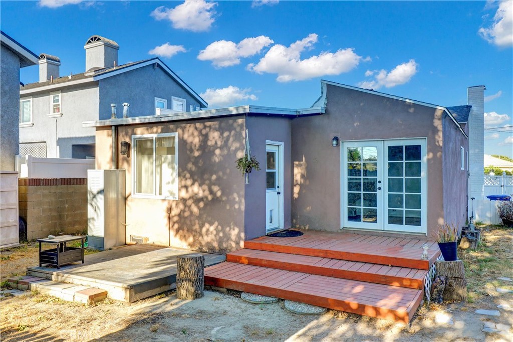 Lakewood, California, 90713, United States, 2 Bedrooms Bedrooms, ,1 BathroomBathrooms,Residential,For Sale,1943590