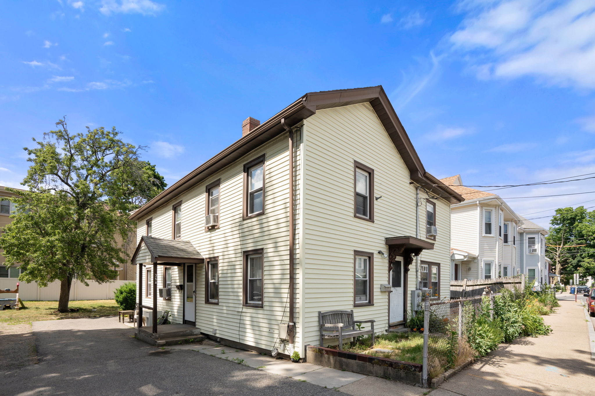  35 Middle Street, Newton, MA, 02458 - 物件實景
